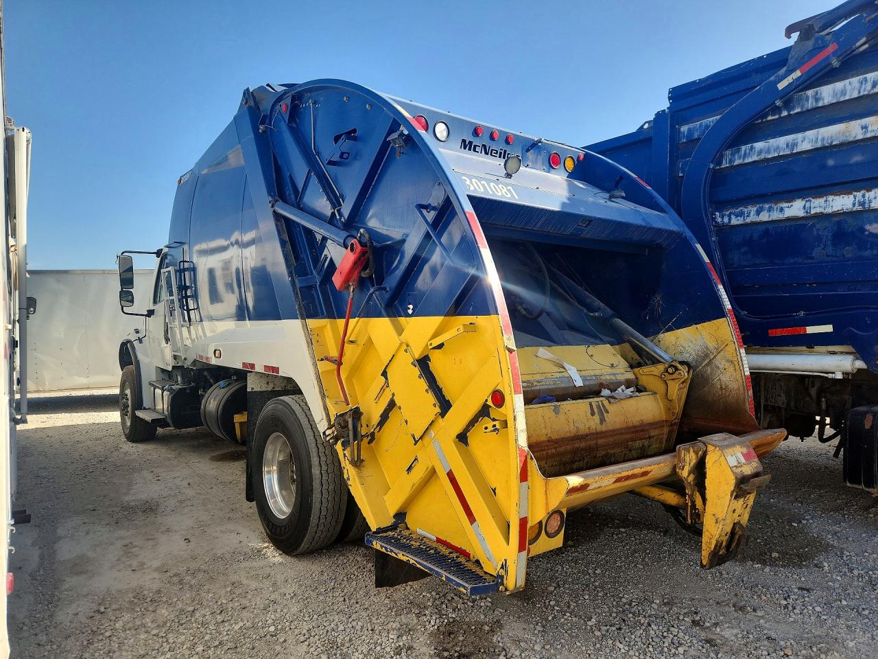 1FVACYBS8CHBJ2633 · 2012 FREIGHTLINER M2 · 6/12