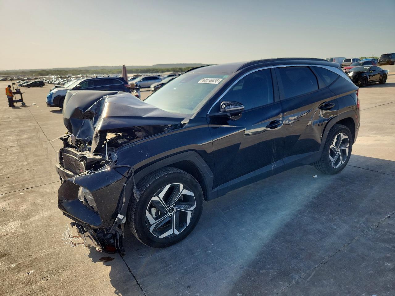 5NMJFCAE0NH121987 · 2022 HYUNDAI TUCSON
