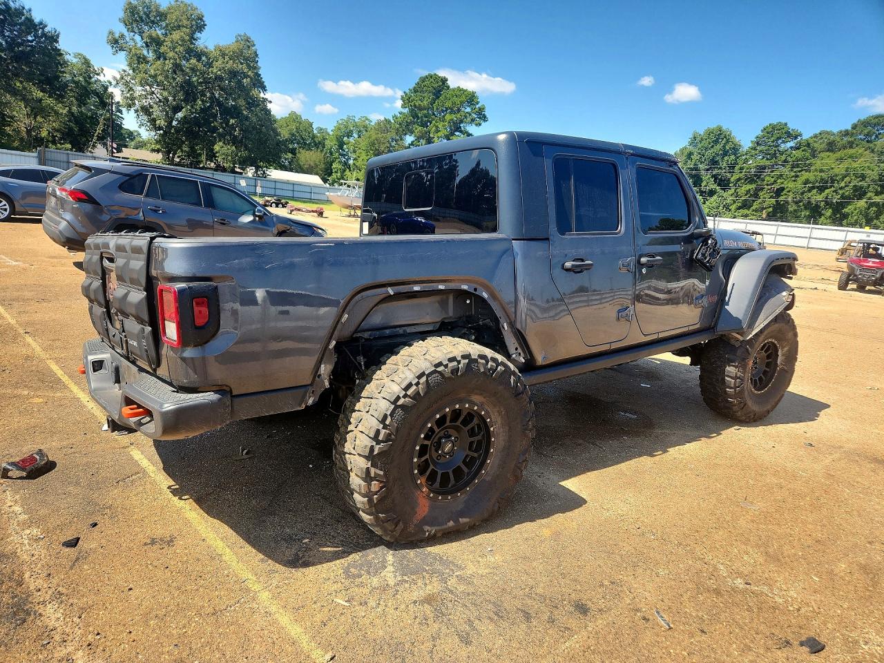 1C6JJTEG7ML600180 · 2021 JEEP GLADIATOR · 3/13