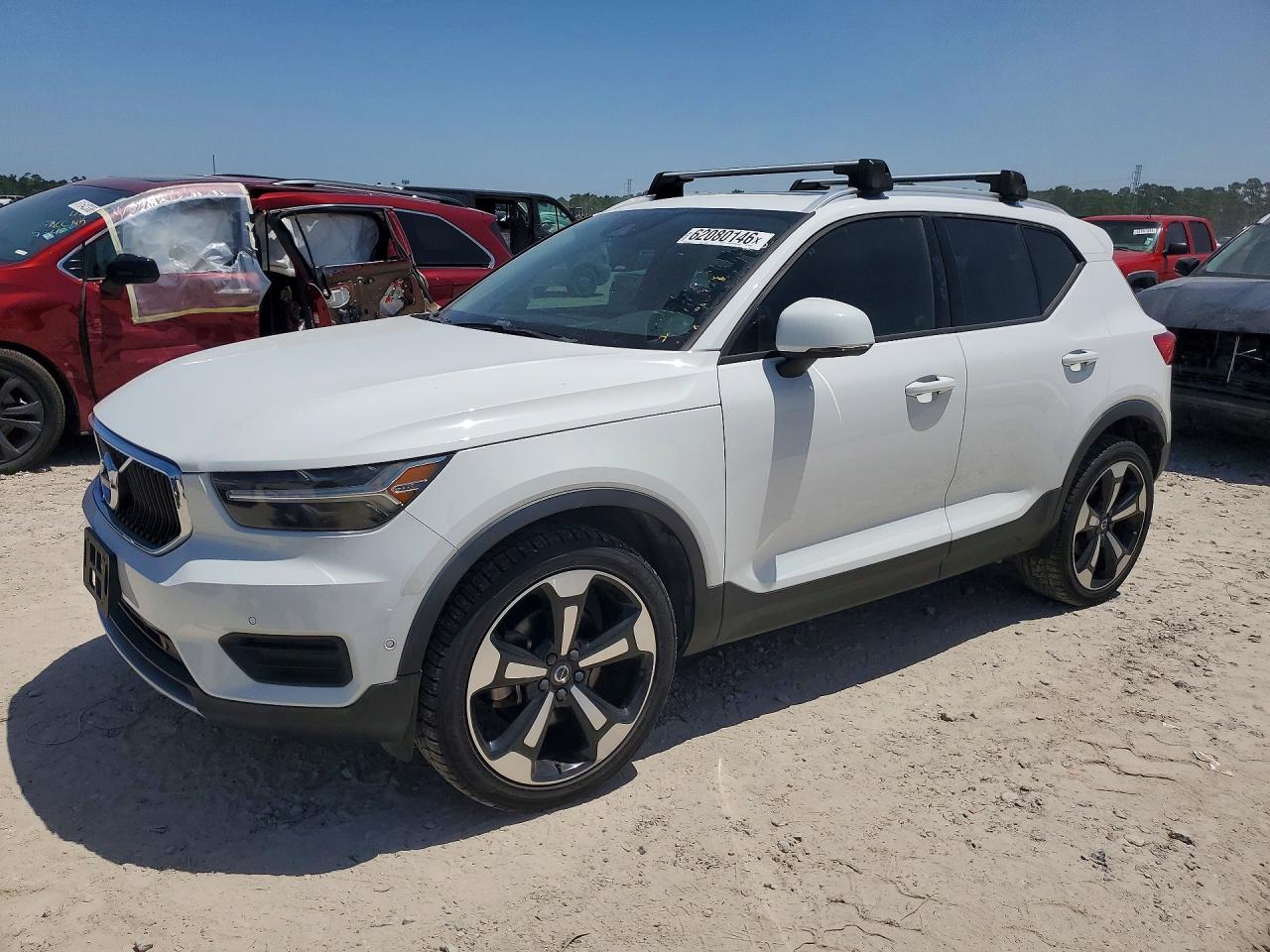 YV4162XZ8K2014946 · 2019 VOLVO XC40