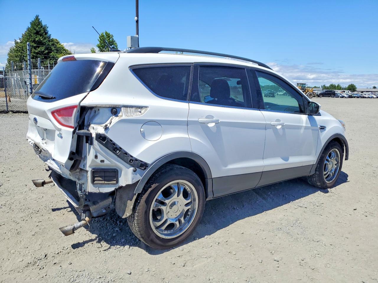 1FMCU9G92FUC64313 · 2015 FORD ESCAPE · 3/14