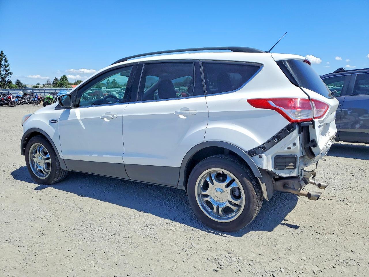 1FMCU9G92FUC64313 · 2015 FORD ESCAPE · 2/14