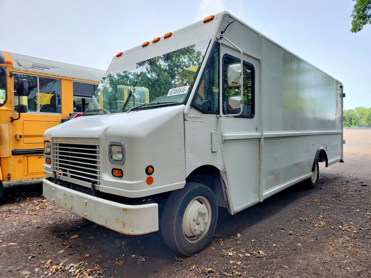 4UZAANCP74CM43382 · 2004 FREIGHTLINER MT45 CHASSIS