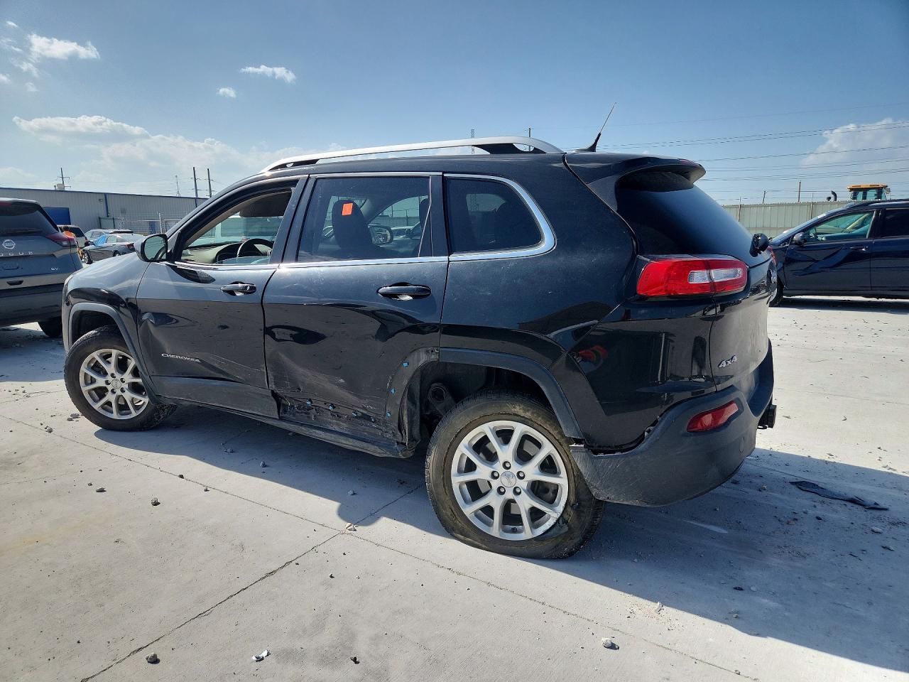 1C4PJMCB1EW246270 · 2014 JEEP CHEROKEE · 2/13