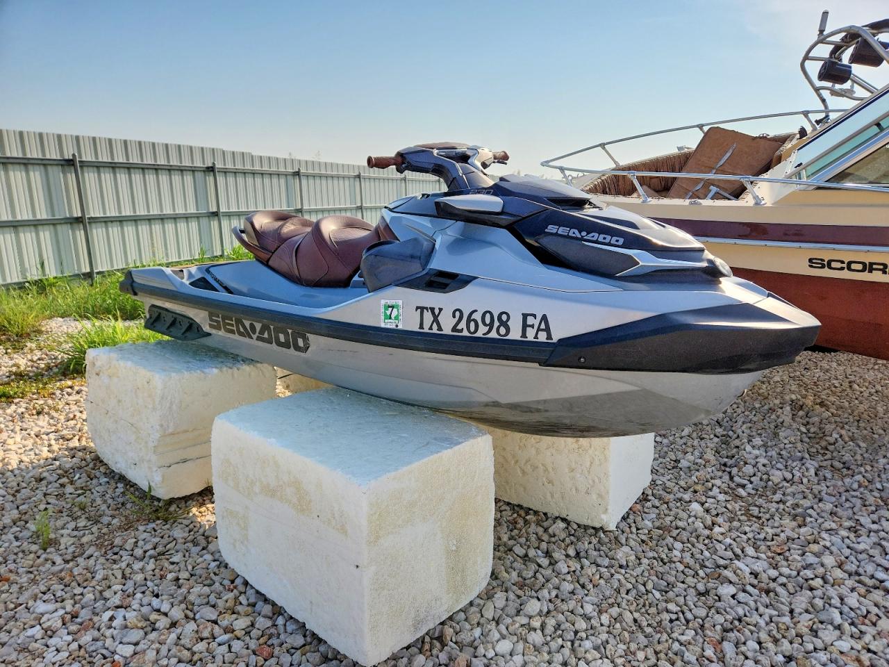 YDV27358E919 · 2019 SEA-DOO GTX LIMITED 230