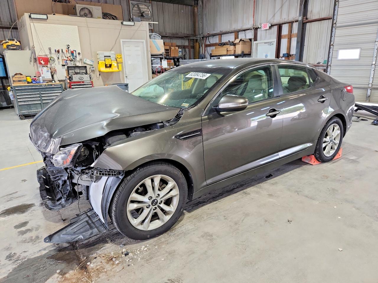 KNAGN4A76B5075808 · 2011 KIA OPTIMA