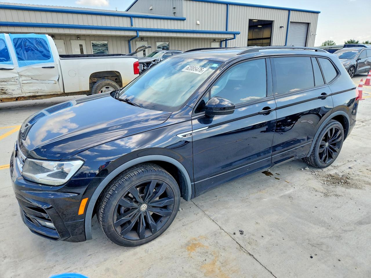 3VV3B7AX5LM116809 · 2020 VOLKSWAGEN TIGUAN