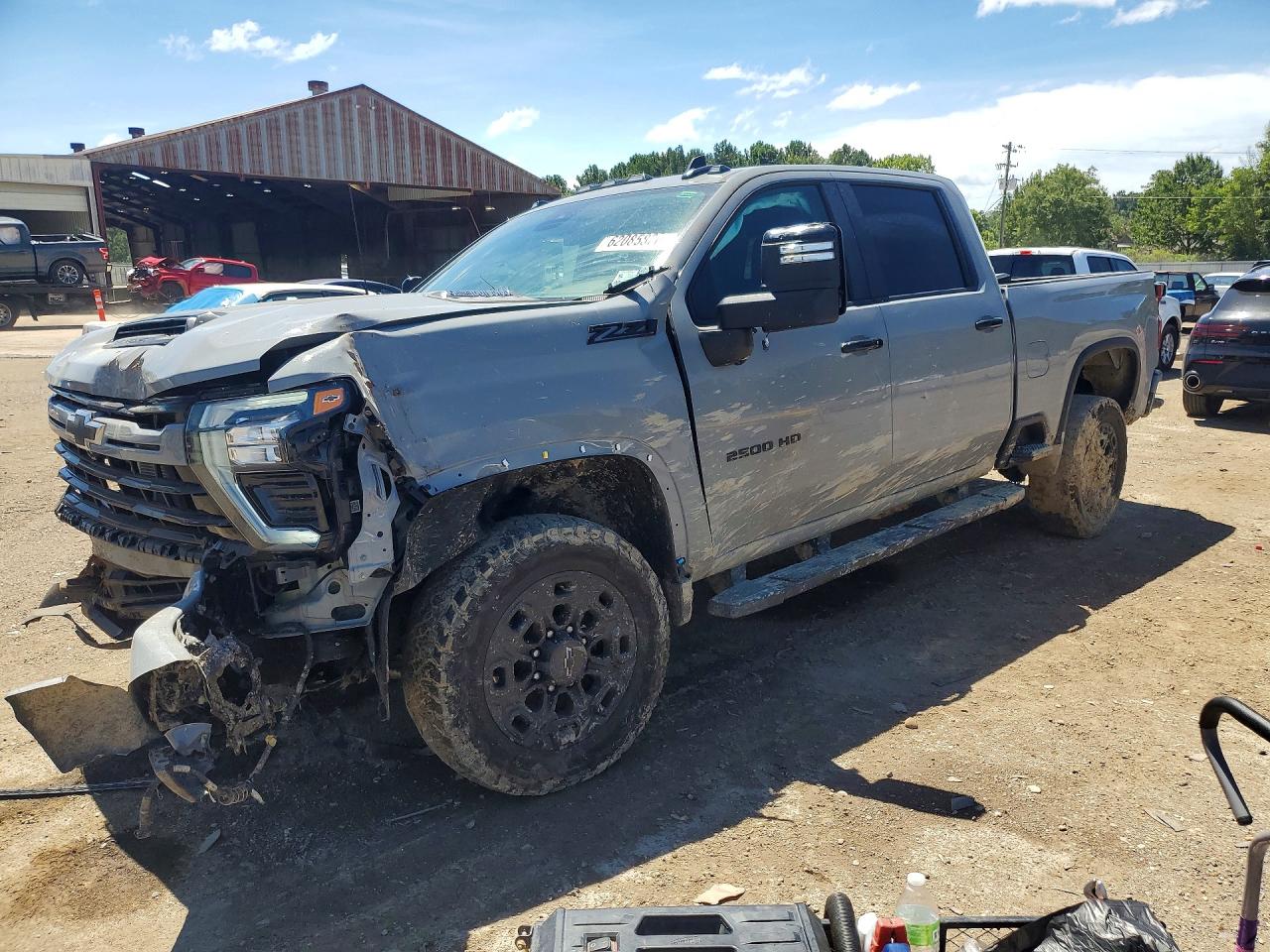 2GC4YNEY8R1271167 · 2024 CHEVROLET SILVERADO