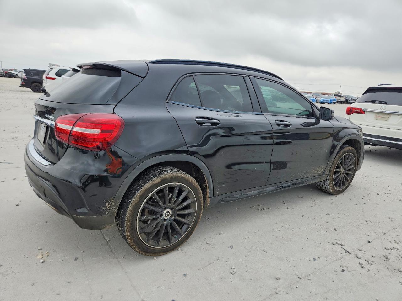 WDCTG4GB8LU023136 · 2020 MERCEDES-BENZ GLA · 3/14