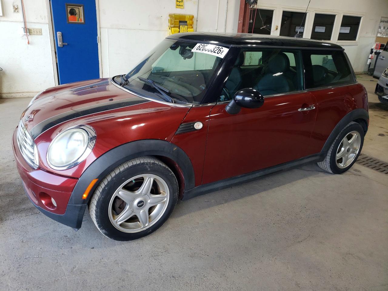WMWMF33518TT60216 · 2008 MINI COOPER