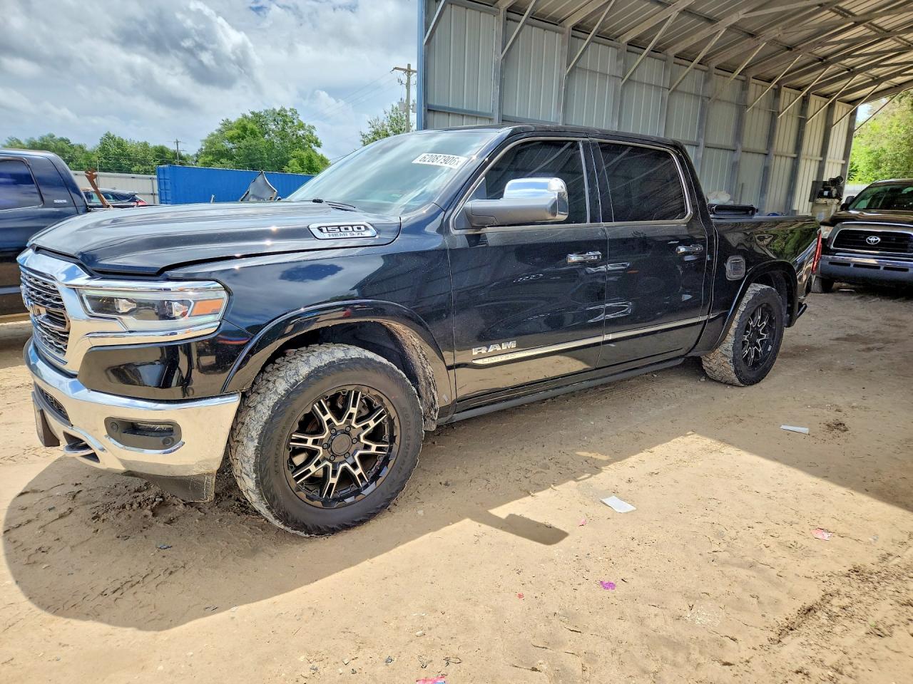 1C6SRFHT5KN517016 · 2019 RAM 1500