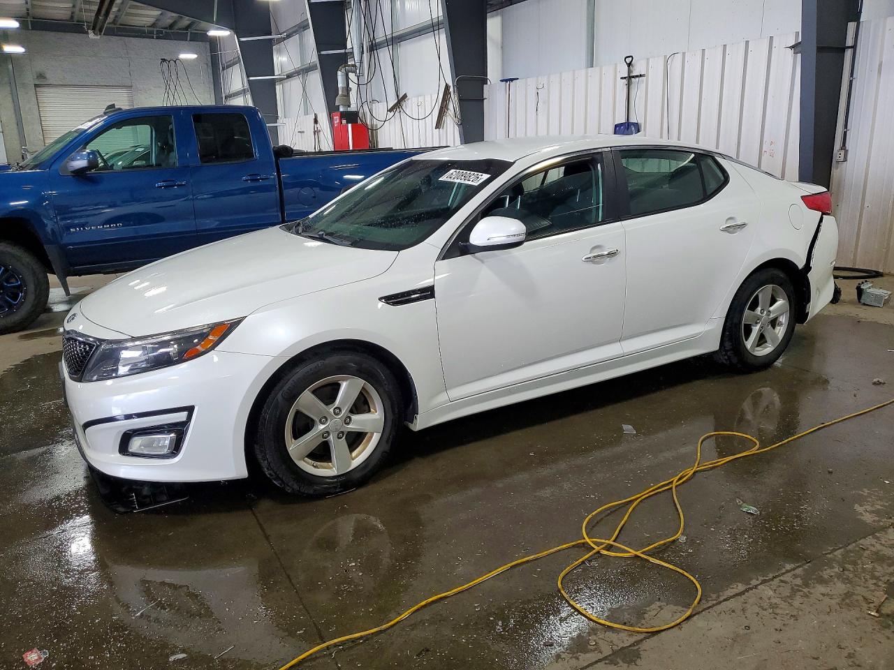 KNAGM4A7XF5643101 · 2015 KIA OPTIMA