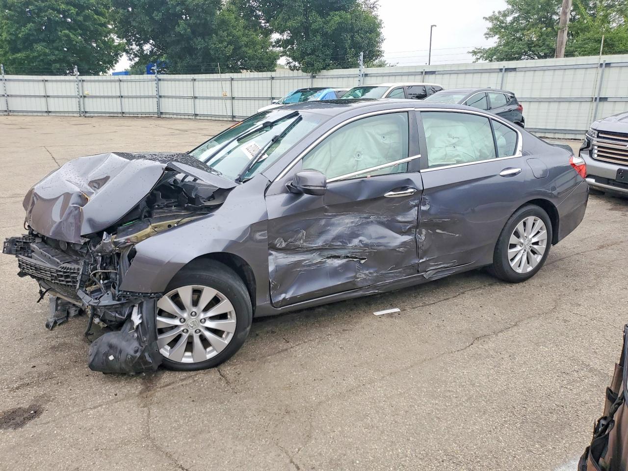 1HGCR2F81DA228165 · 2013 HONDA ACCORD