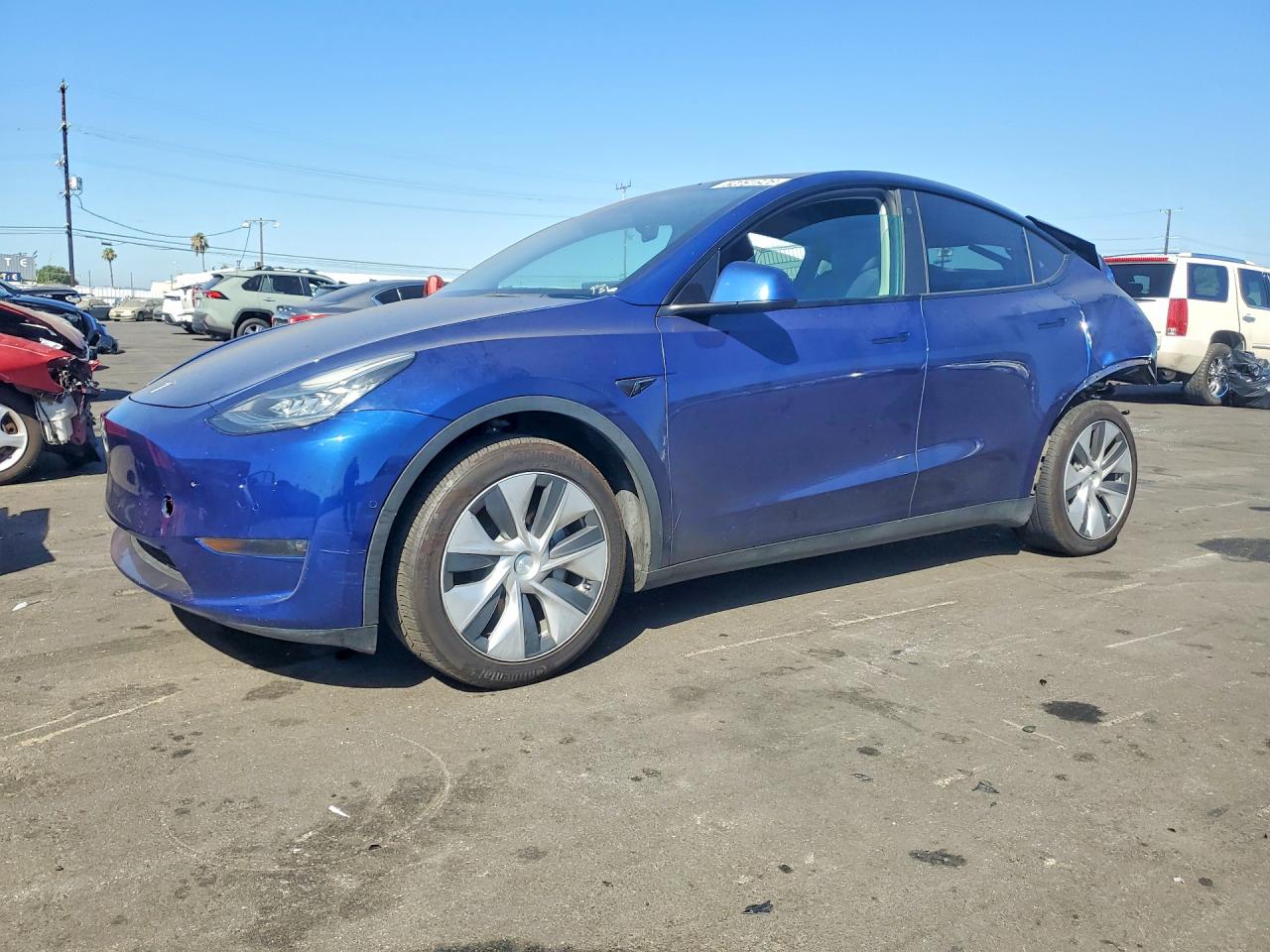 5YJYGDEE5MF239562 · 2021 TESLA MODEL Y