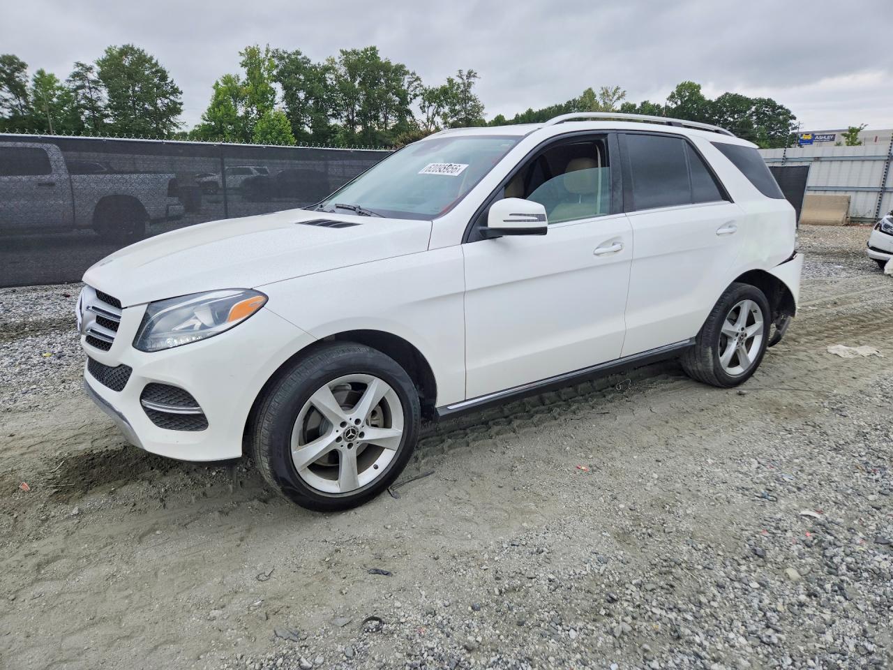 4JGDA5JB4HA950178 · 2017 MERCEDES-BENZ GLE