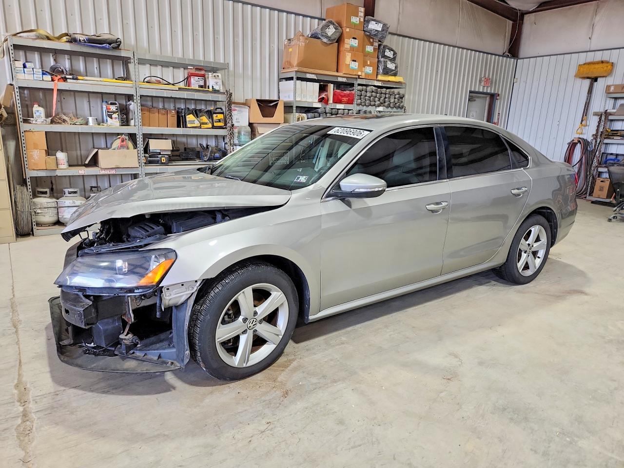 1VWBN7A39CC034823 · 2012 VOLKSWAGEN PASSAT