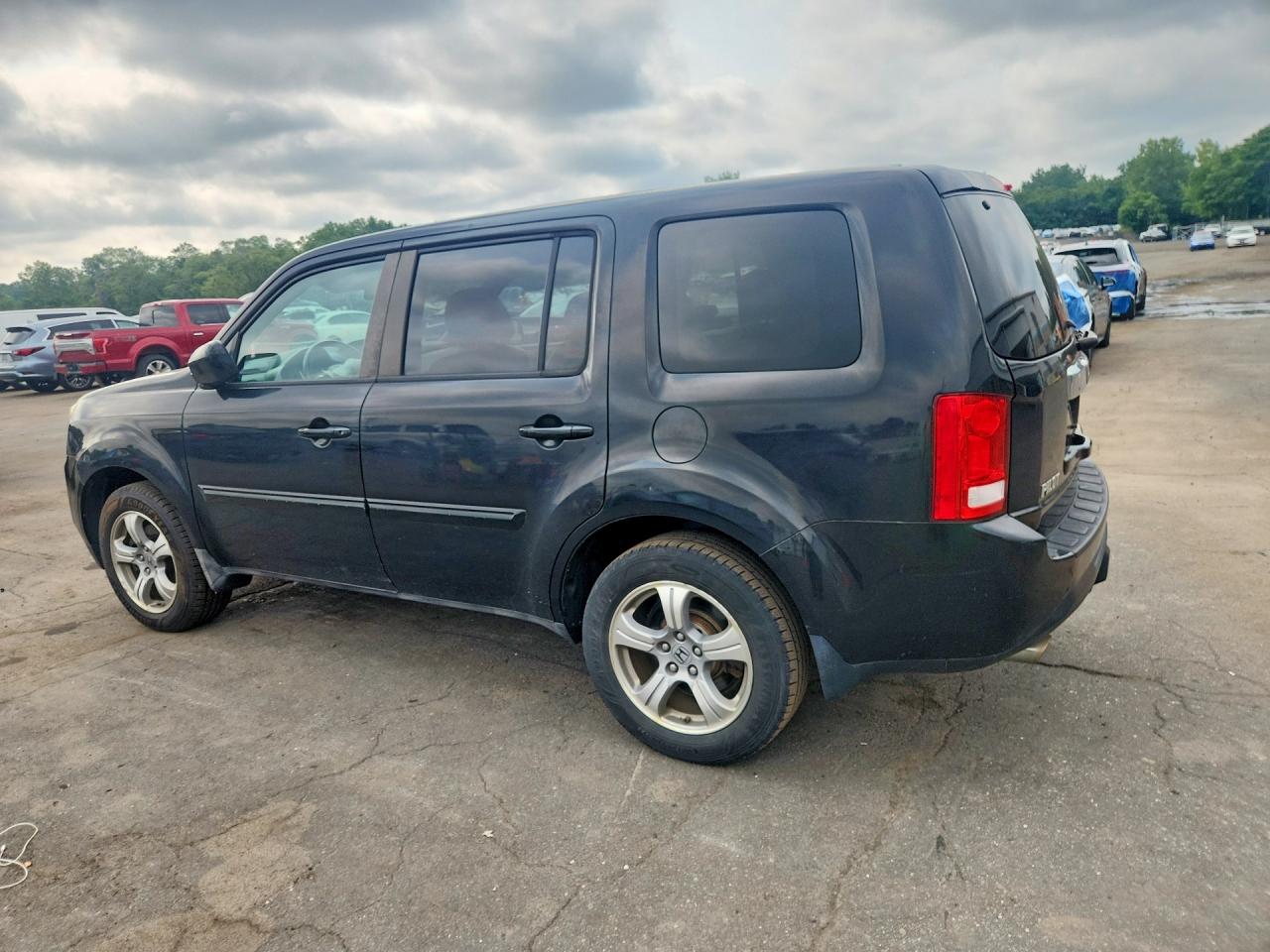 5FNYF4H53CB047103 · 2012 HONDA PILOT · 2/13
