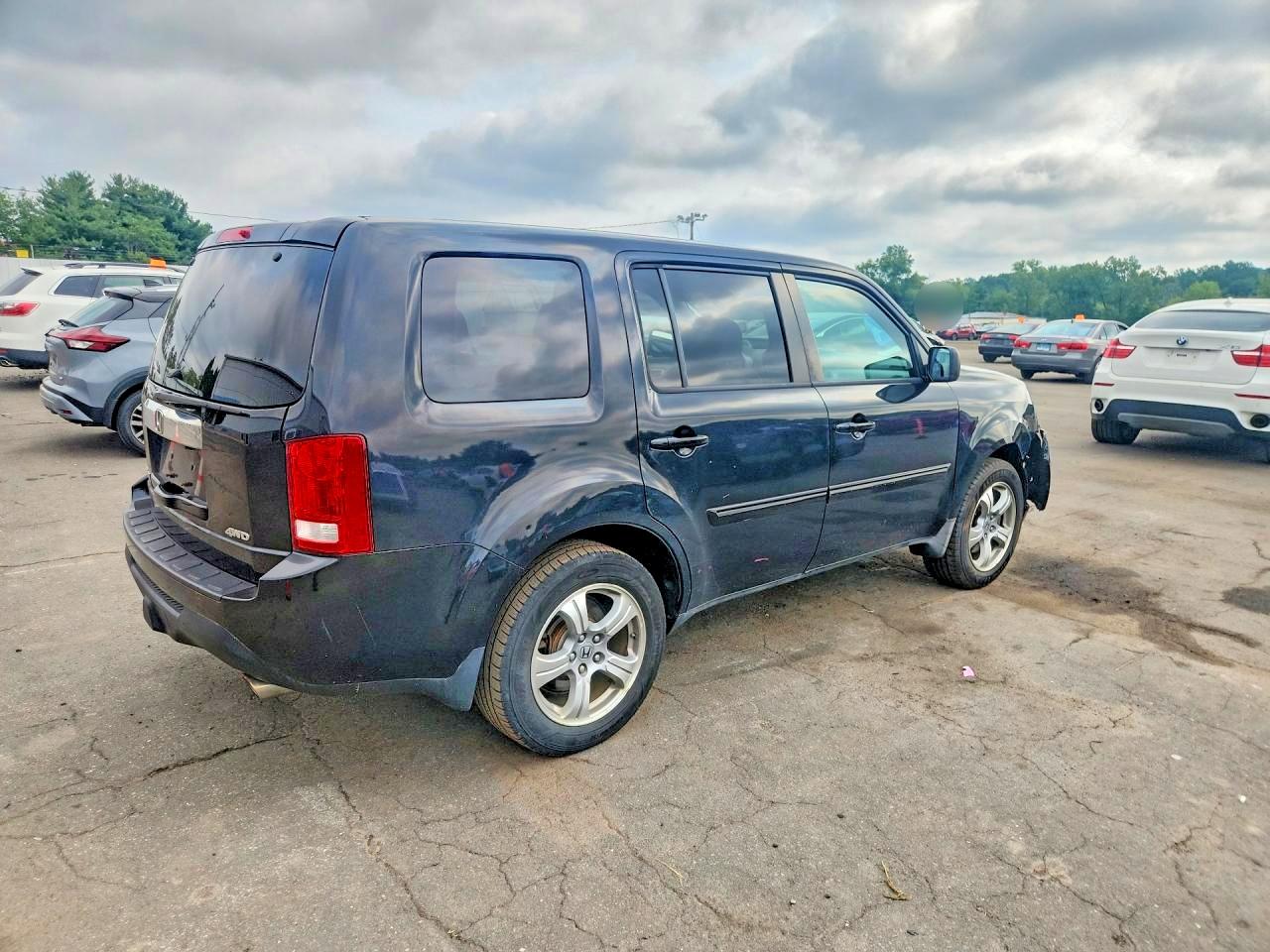 5FNYF4H53CB047103 · 2012 HONDA PILOT · 3/13