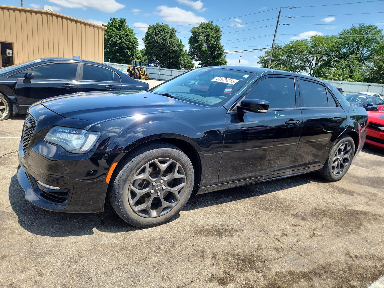 2C3CCASG4NH222455 · 2022 CHRYSLER 300