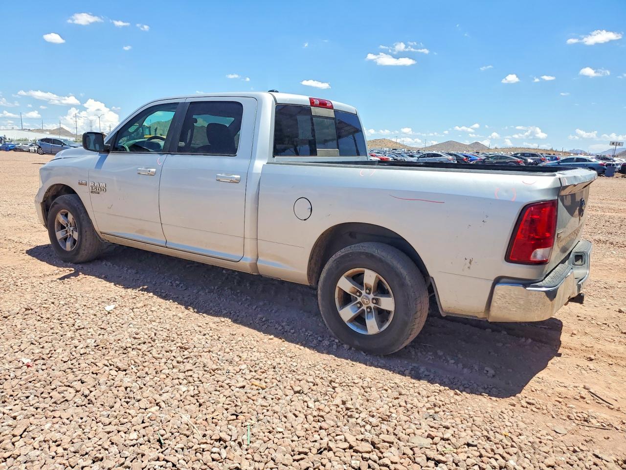 1C6RR6TT7KS602270 · 2019 RAM 1500 CLASSIC · 2/12