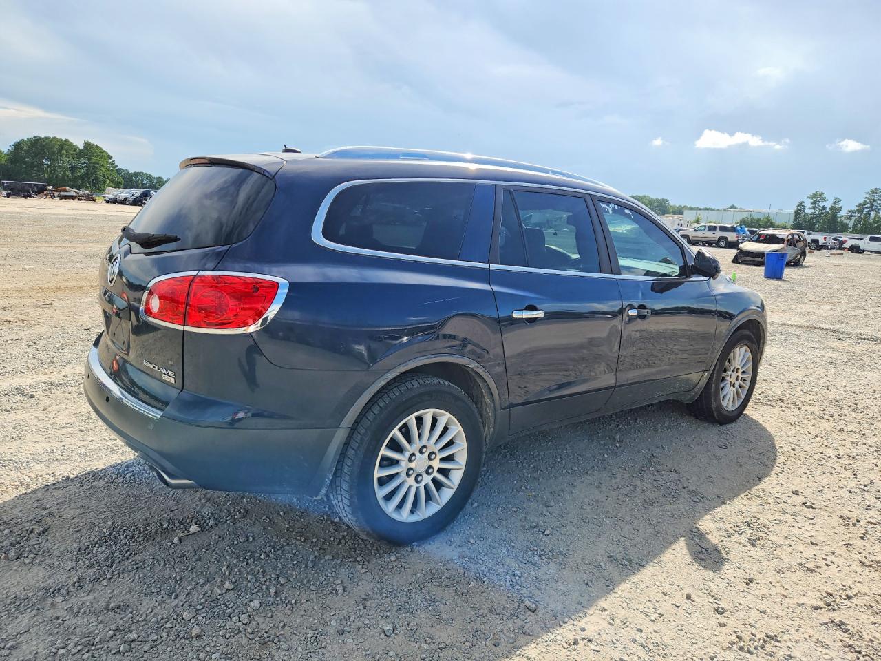 5GAER23DX9J158733 · 2009 BUICK ENCLAVE · 3/13