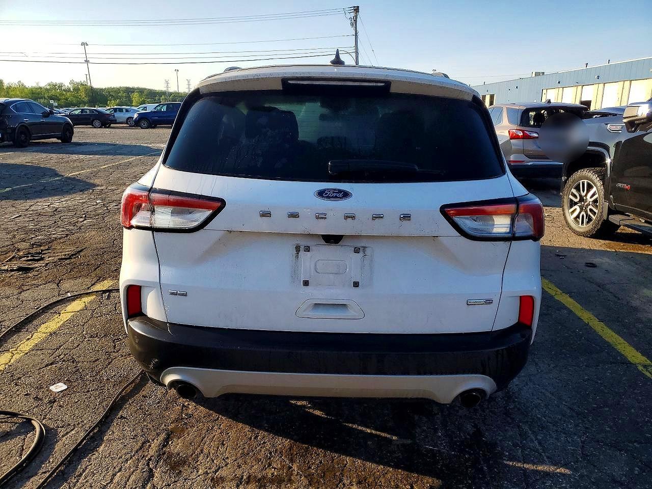 1FMCU9G63LUA84727 · 2020 FORD ESCAPE · 6/13