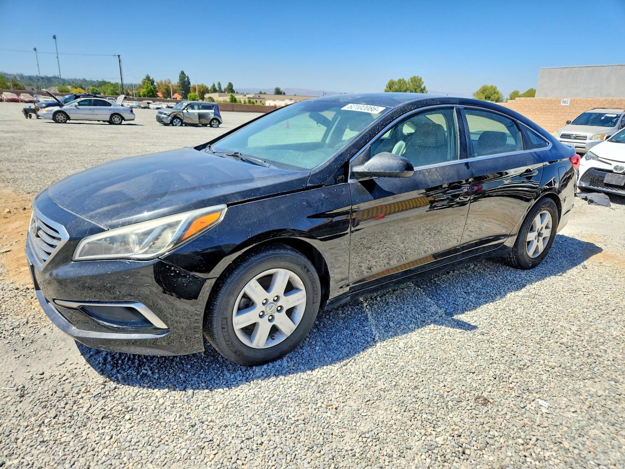 5NPE24AF3HH583737 · 2017 HYUNDAI SONATA