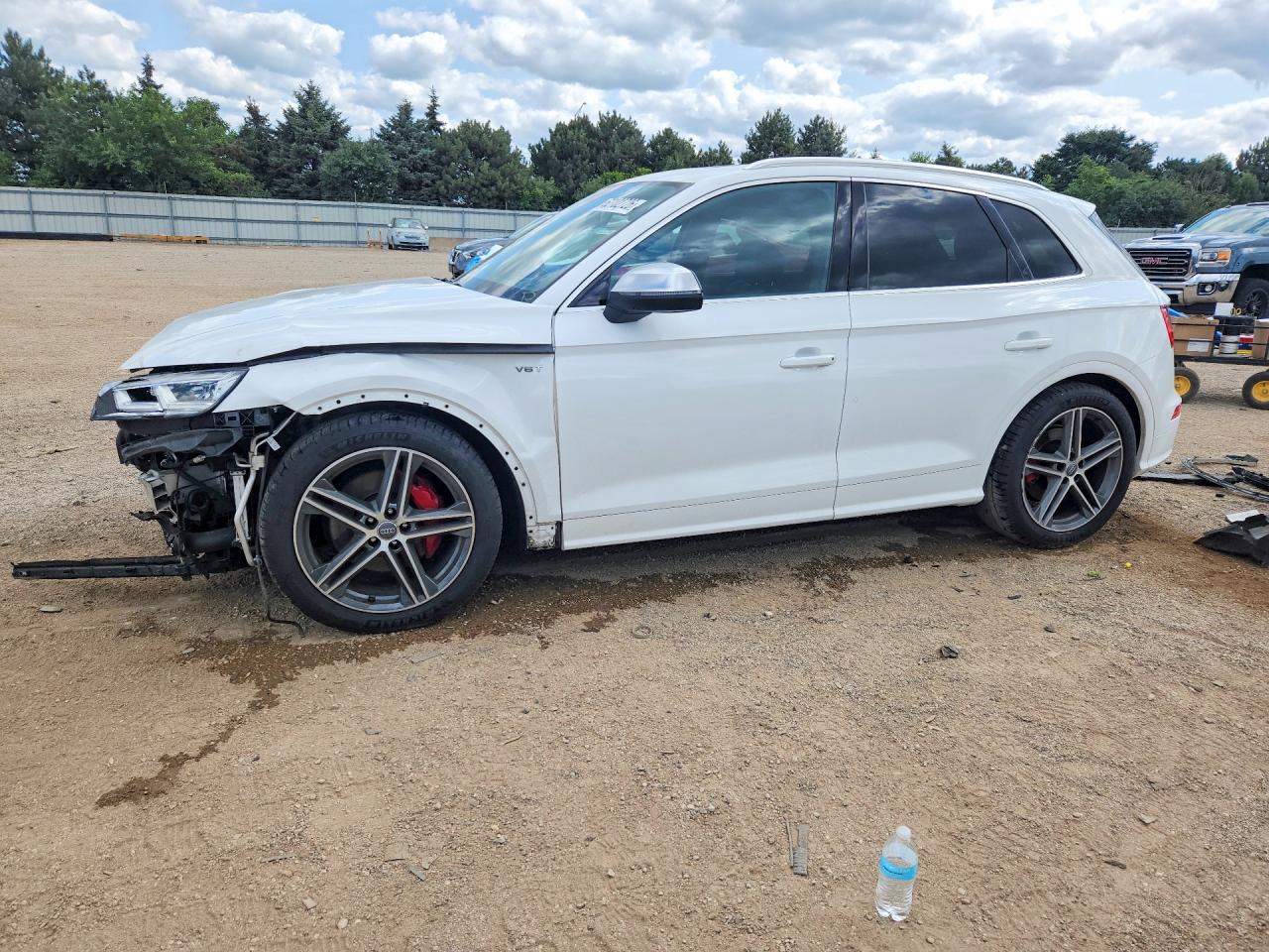 WA1A4AFY9J2214450 · 2018 AUDI SQ5