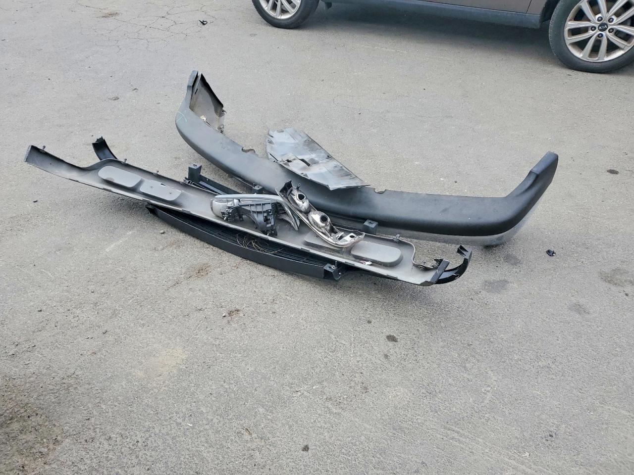 2GCEC19V311291469 · 2001 CHEVROLET SILVERADO · 12/13