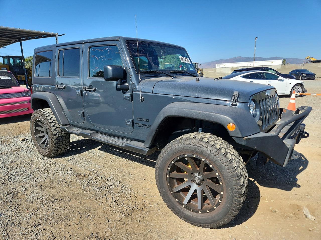 1C4BJWDG8GL318909 · 2016 JEEP WRANGLER UNLIMITED · 4/13