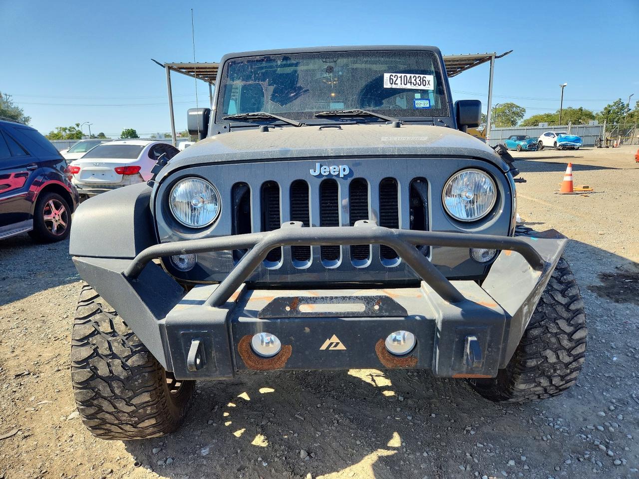 1C4BJWDG8GL318909 · 2016 JEEP WRANGLER UNLIMITED · 5/13