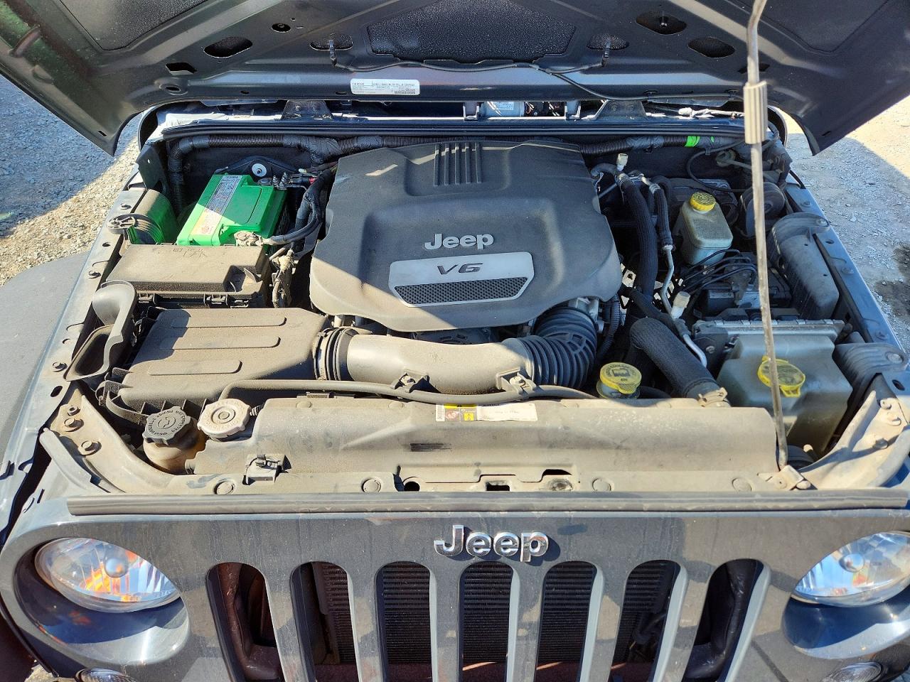 1C4BJWDG8GL318909 · 2016 JEEP WRANGLER UNLIMITED · 12/13
