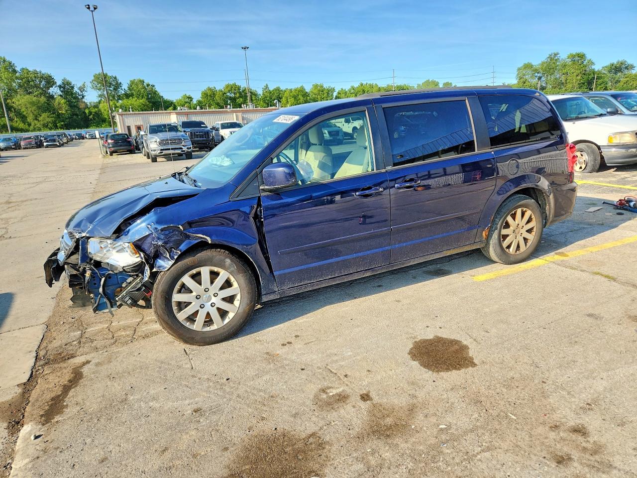 2C4RDGCG7ER184038 · 2014 DODGE GRAND CARAVAN