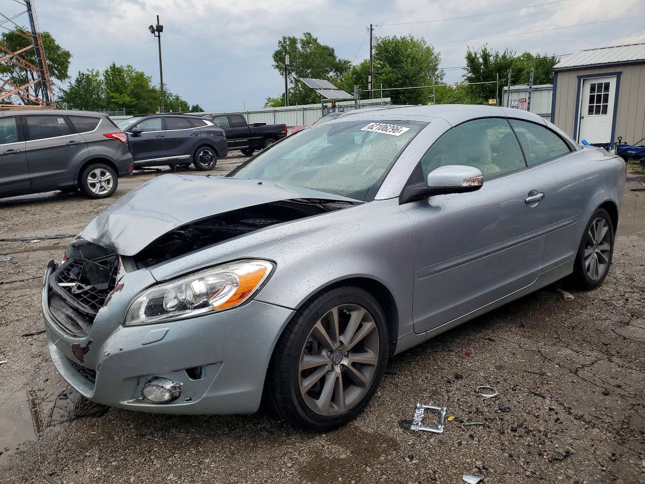 2013 VOLVO C70