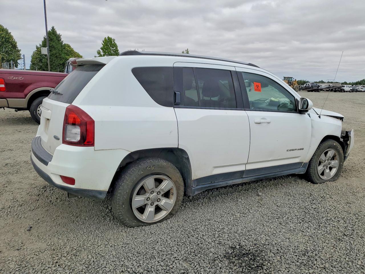 1C4NJCEB6HD182144 · 2017 JEEP COMPASS · 3/13