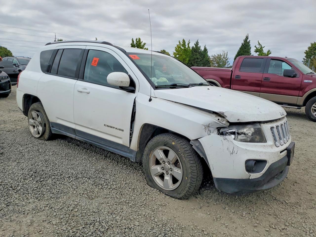 1C4NJCEB6HD182144 · 2017 JEEP COMPASS · 4/13
