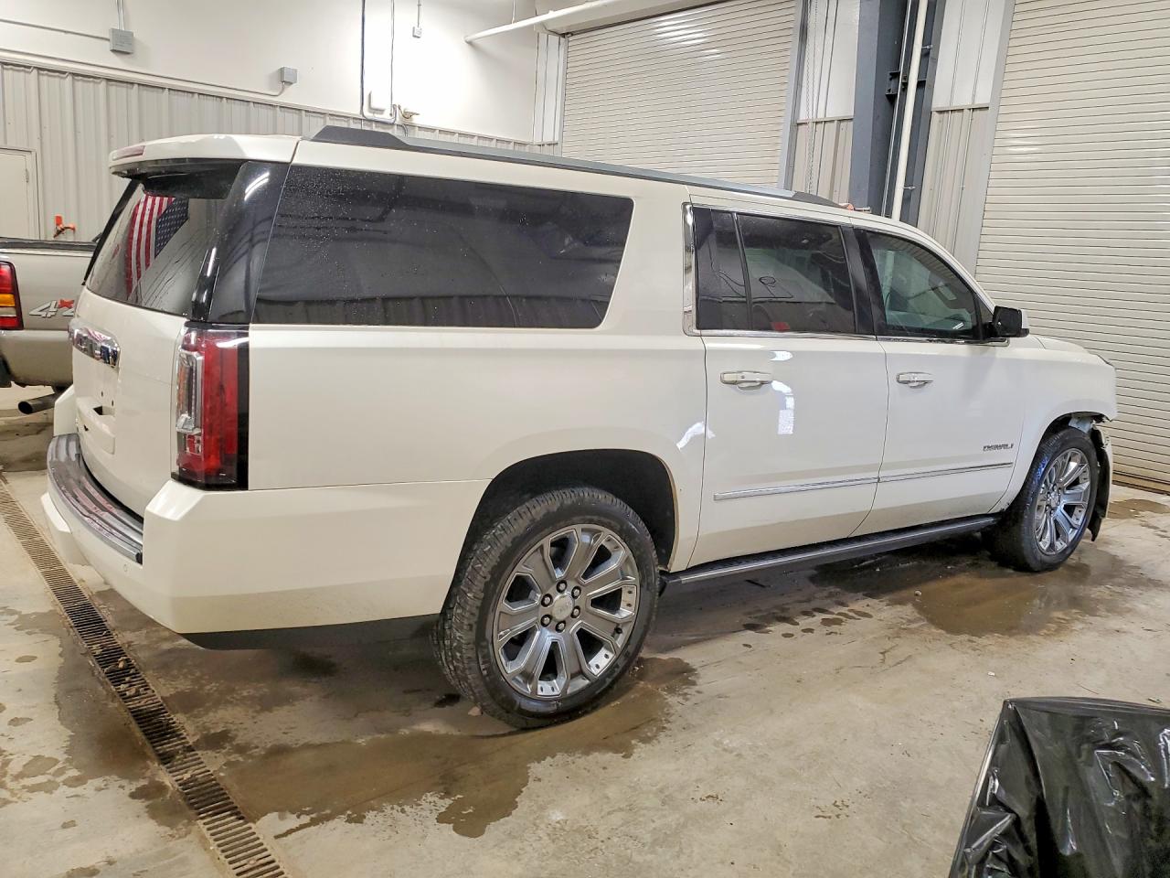 1GKS2JKJ2FR222143 · 2015 GMC YUKON XL · 3/14