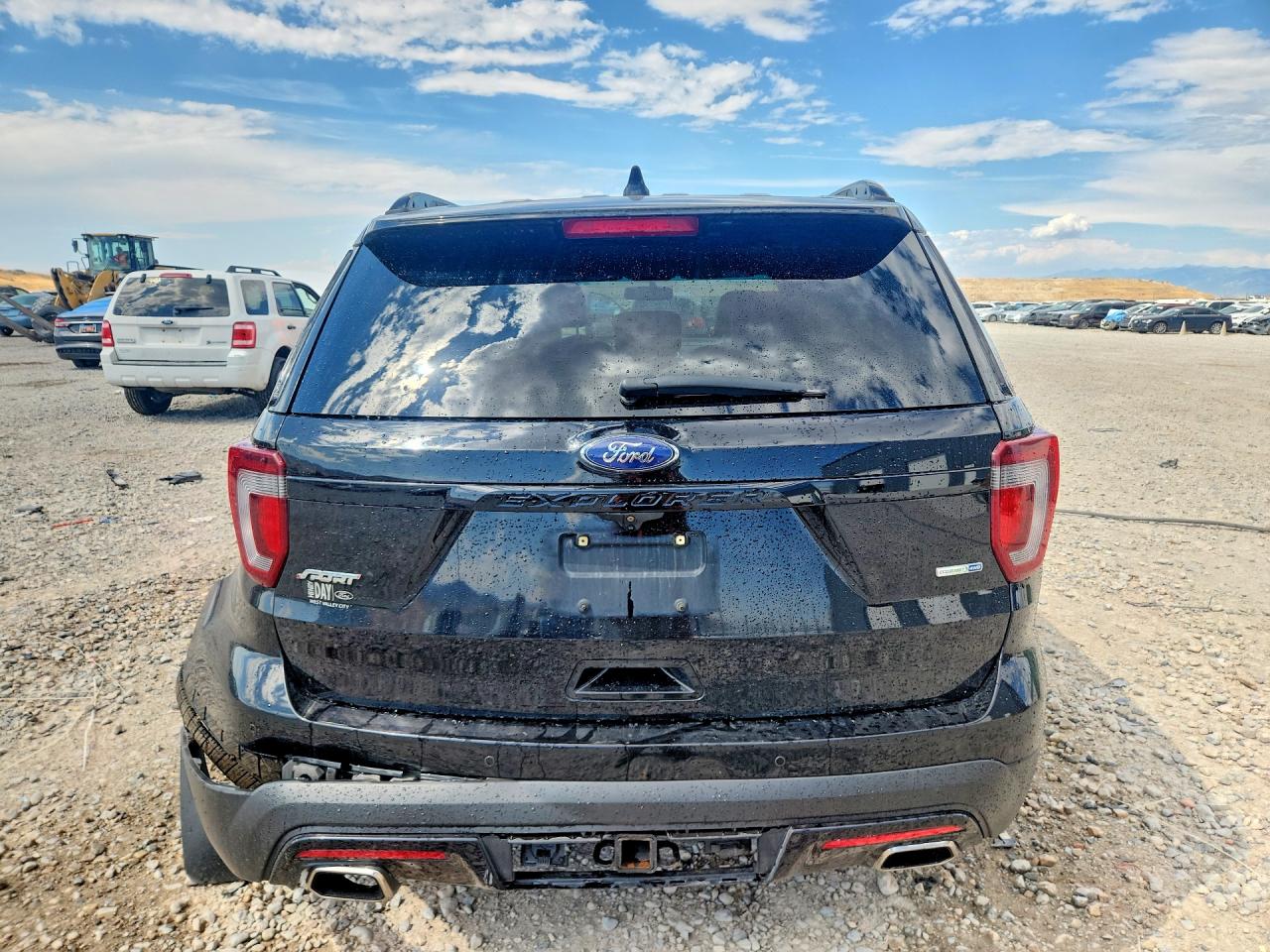 1FM5K8GT6GGB26665 · 2016 FORD EXPLORER · 6/13