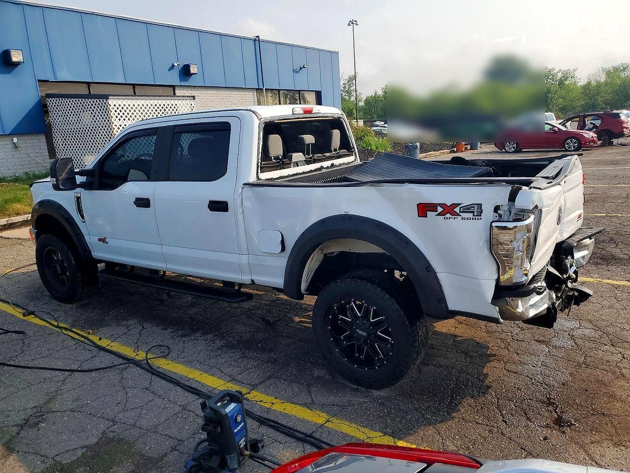 1FT7W2B61HEB83868 · 2017 FORD F250 · 2/12