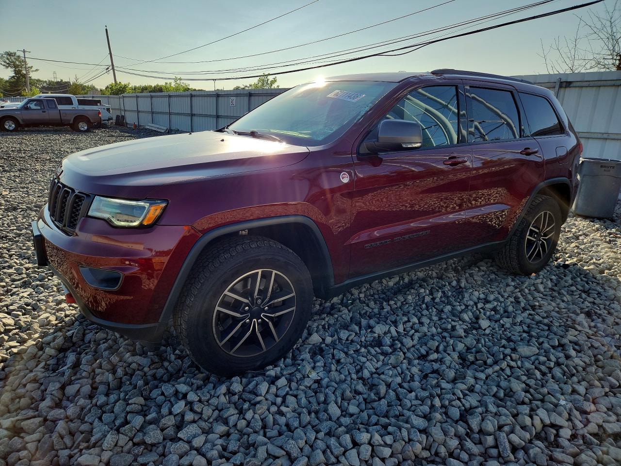1C4RJFLT2KC641973 · 2019 JEEP GRAND CHEROKEE