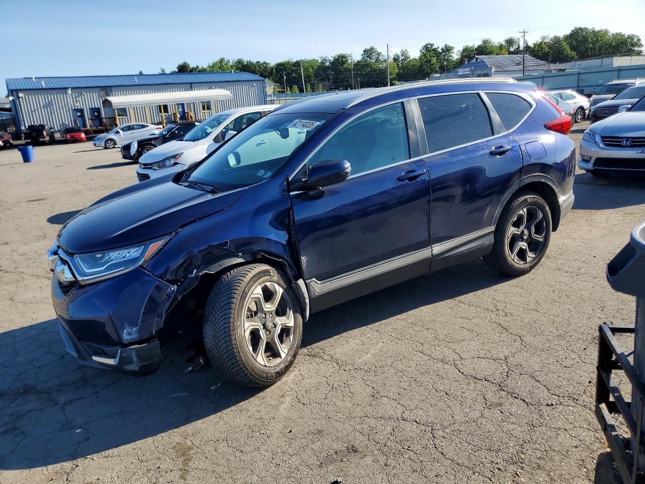 5J6RW2H98HL070614 · 2017 HONDA CR-V