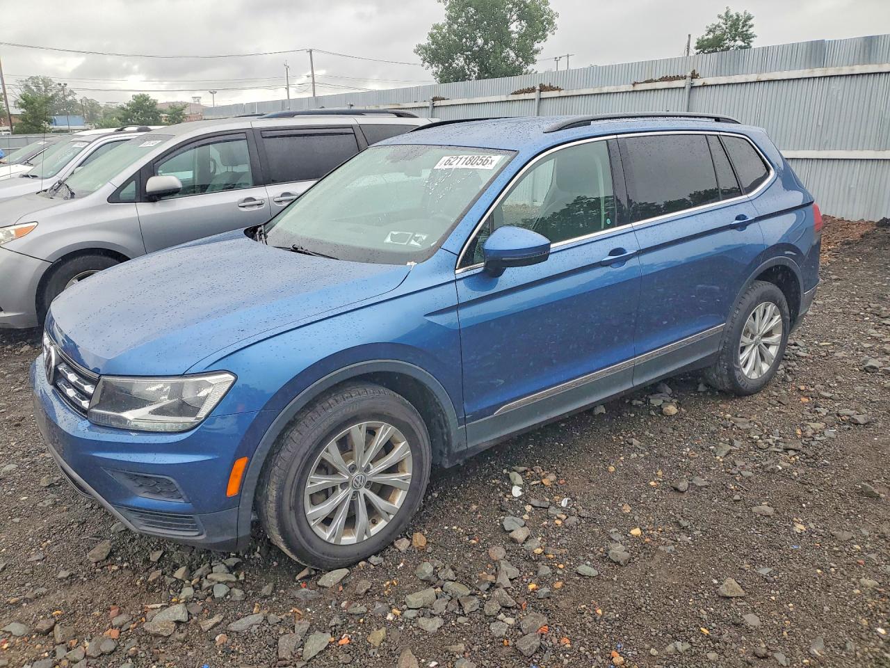 3VV3B7AX7JM121460 · 2018 VOLKSWAGEN TIGUAN