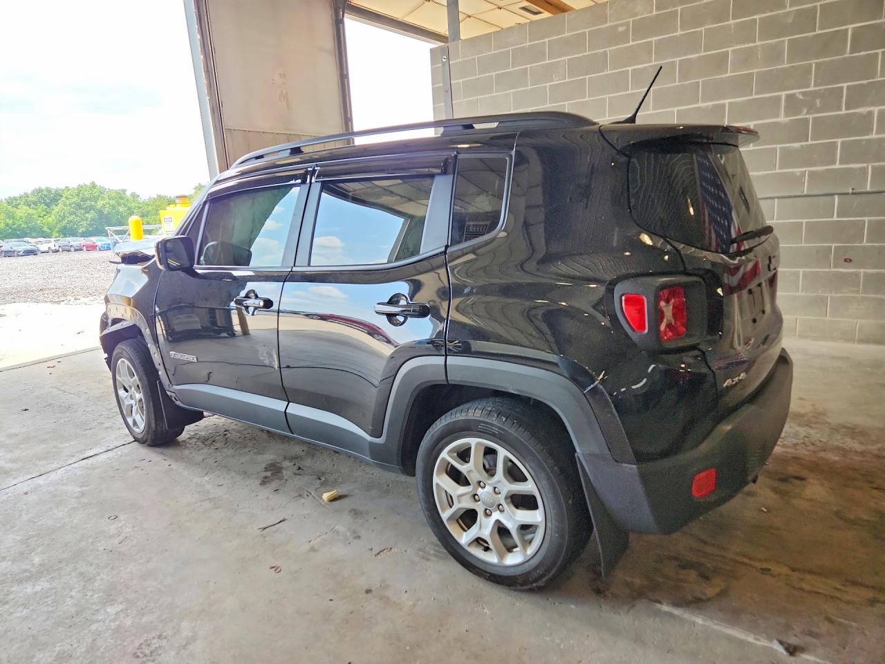 ZACCJBBB9HPG34966 · 2017 JEEP RENEGADE · 2/12