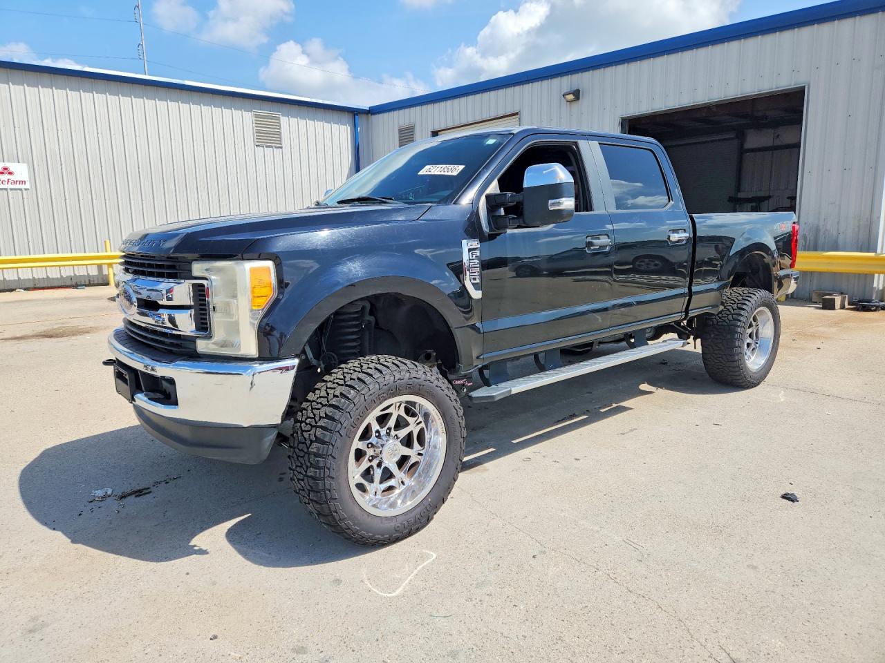 1FT7W2B64HEF01224 · 2017 FORD F250