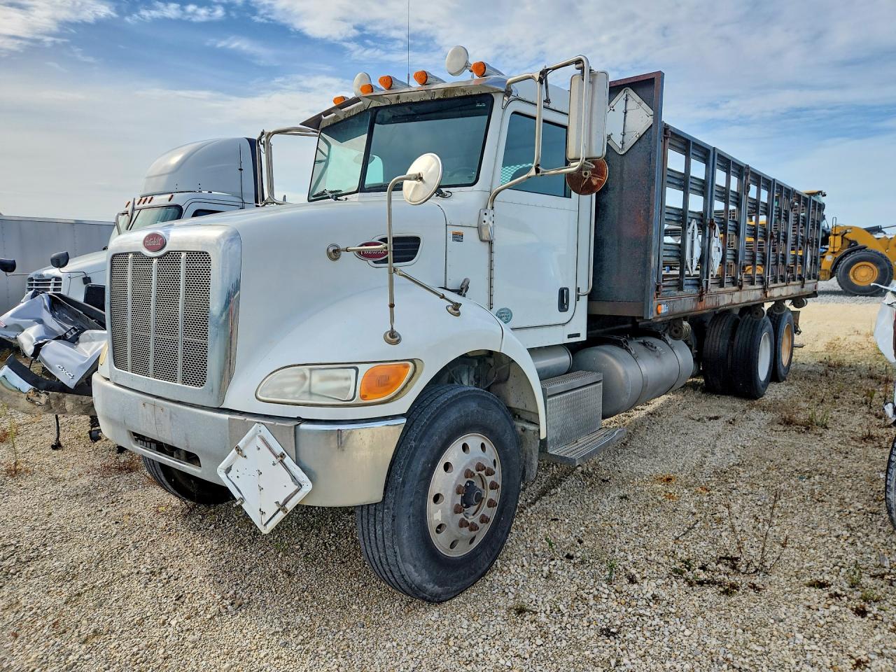 2NPRLN9X79M790949 · 2009 PETERBILT 340