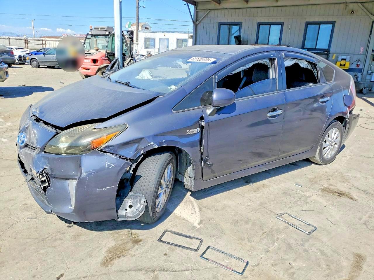 JTDKN3DP5D3032353 · 2013 TOYOTA PRIUS PLUG-IN HYBRID