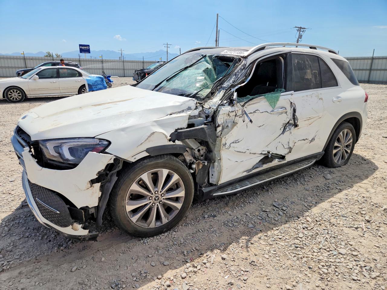 4JGFB5KB8LA126729 · 2020 MERCEDES-BENZ GLE