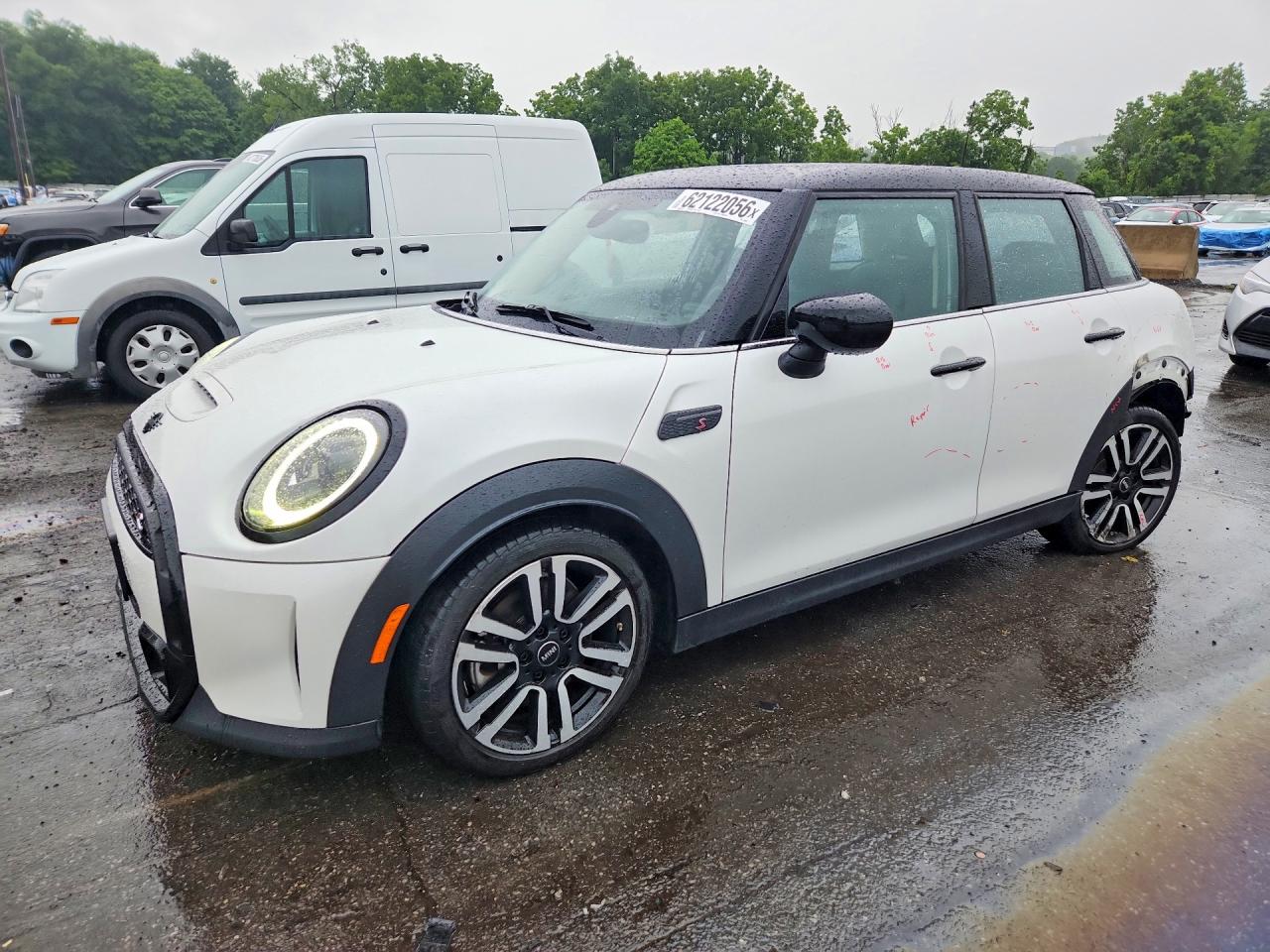 2024 MINI COOPER