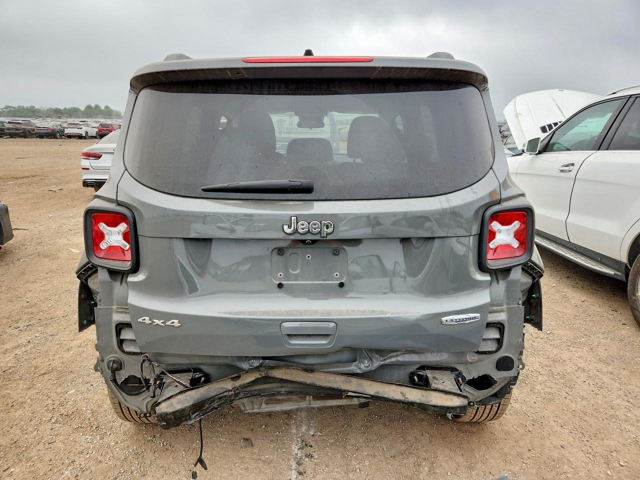 ZACNJBBB6LPL52850 · 2020 JEEP RENEGADE · 6/14