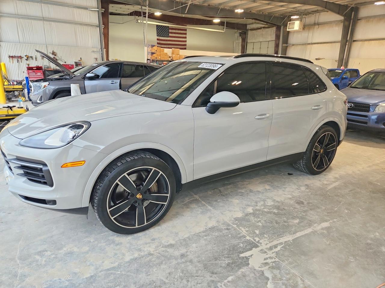 WP1AB2AY0MDA28571 · 2021 PORSCHE CAYENNE
